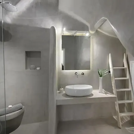 Villa Paradisiacal With Pool And Sea View In Mykonos Agios Ioannis Diakoftis